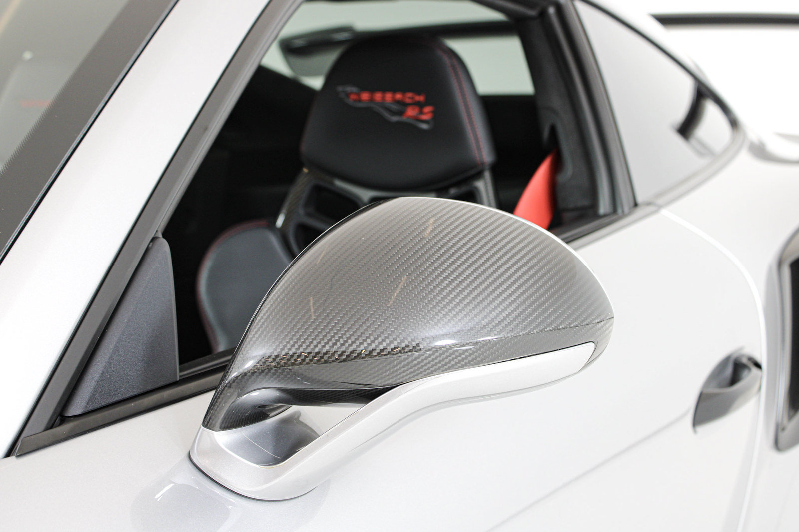 Used 2018 Porsche 911 GT2 RS RWD image 64