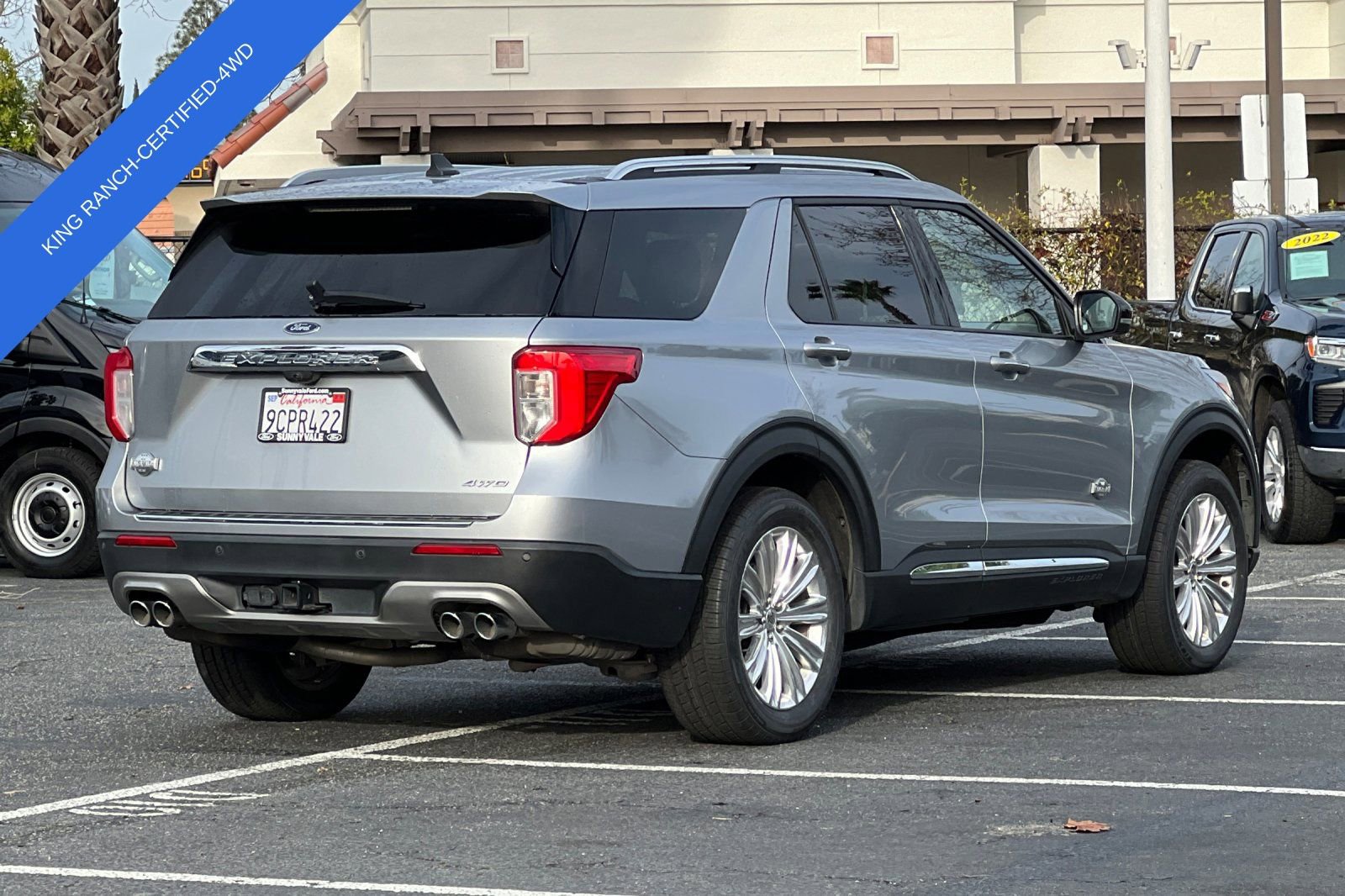 Certified 2022 Ford Explorer King Ranch w/ Technology Package image 4