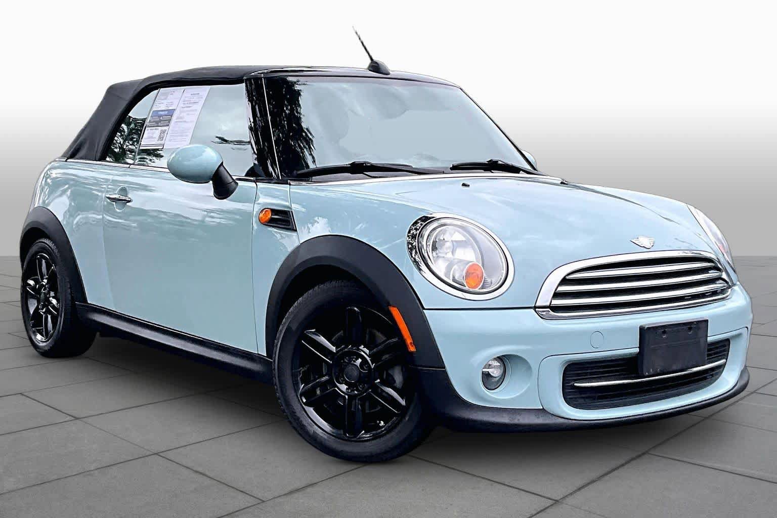 Used 2011 MINI Cooper Convertible FWD video 2