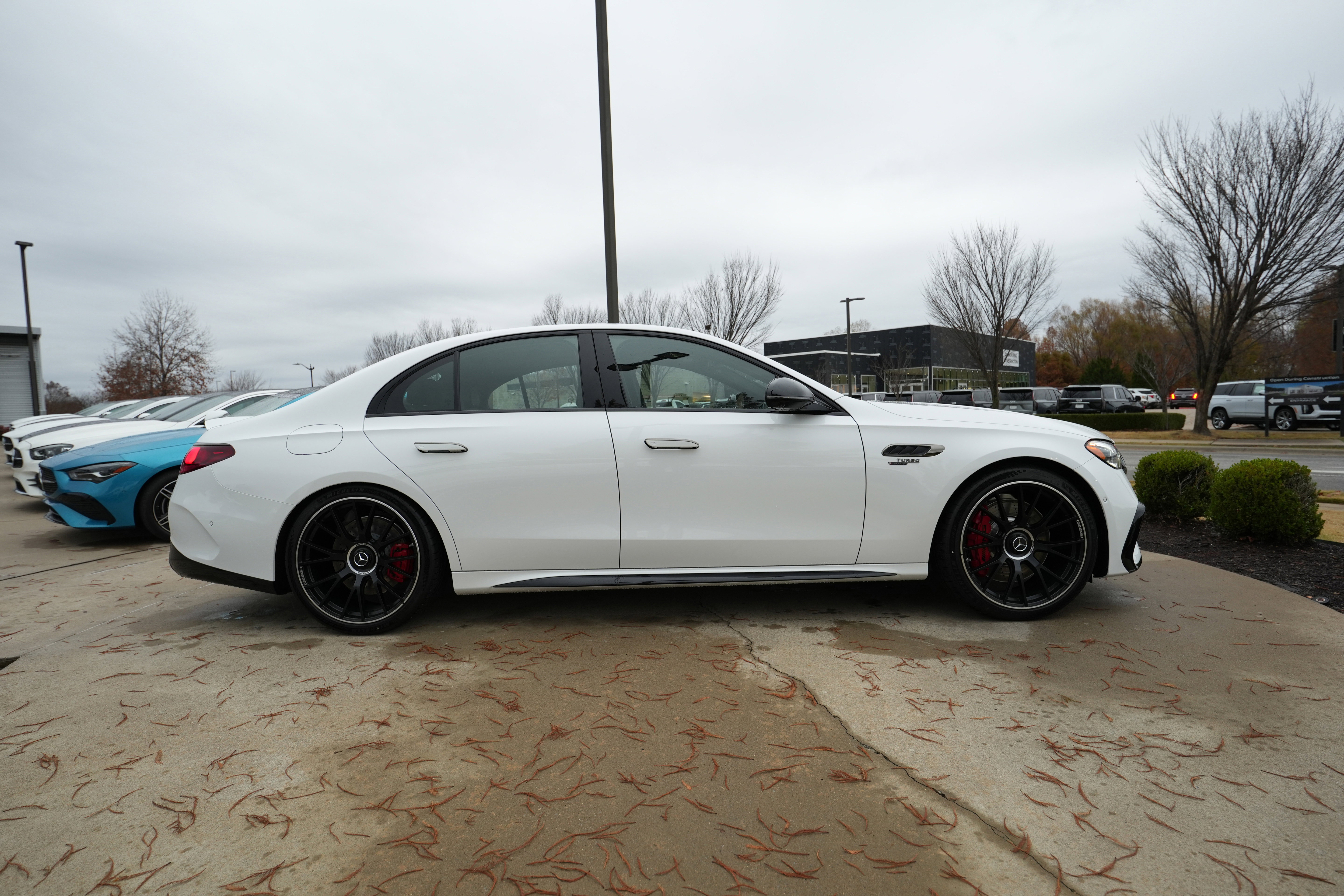 New 2026 Mercedes-Benz E 53 AMG e 4MATIC Sedan image 7