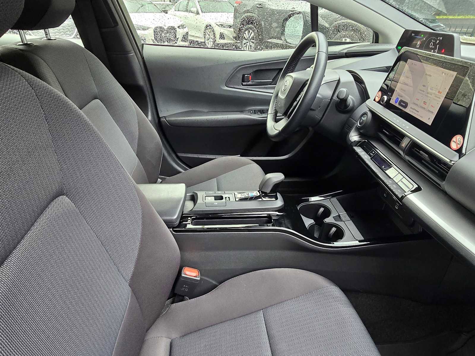 Used 2024 Toyota Prius LE image 10