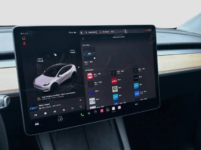 Used 2022 Tesla Model Y Performance AWD/4WD image 14