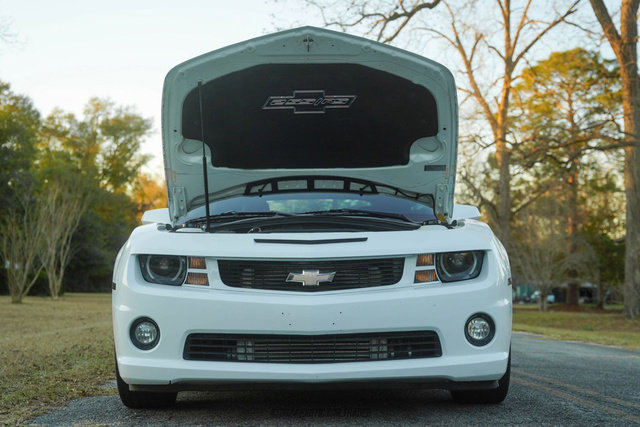 Used 2013 Chevrolet Camaro SS w/ RS Package image 19