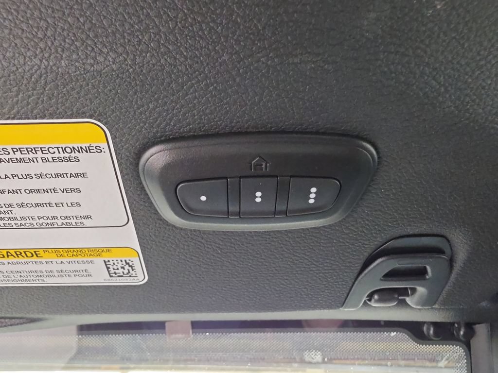 Used 2024 Jeep Gladiator Mojave w/ Technology Group AWD/4WD image 30
