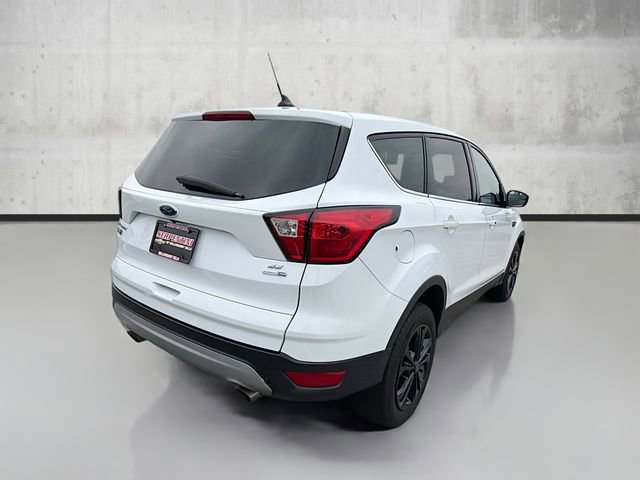 Used 2019 Ford Escape SE image 5