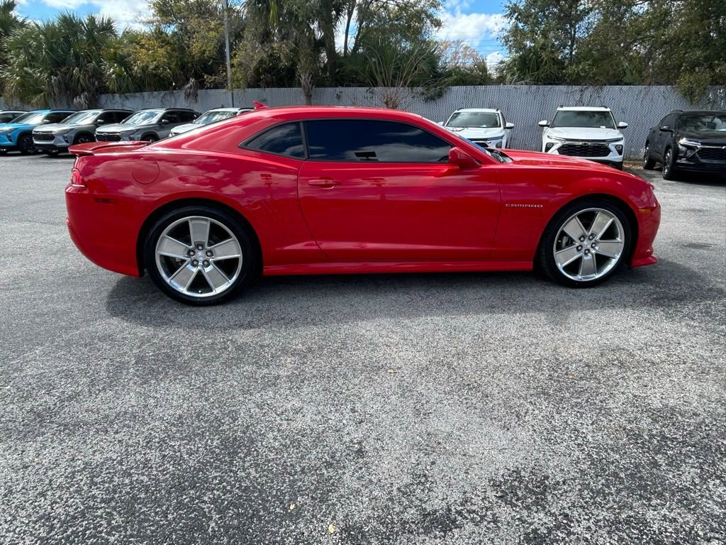 Used 2015 Chevrolet Camaro LT image 8