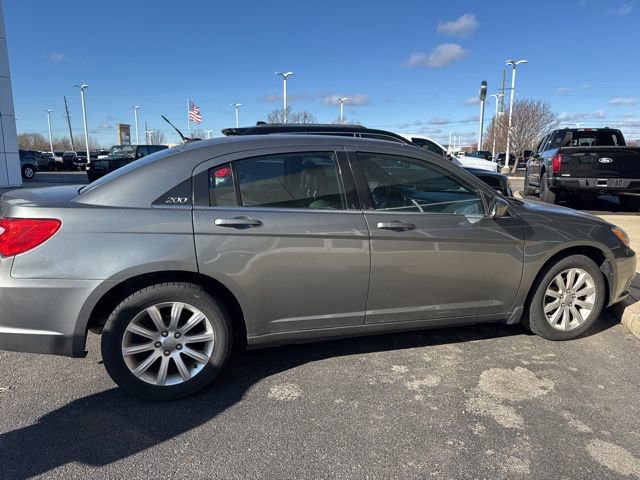 Used 2012 Chrysler 200 Touring image 3