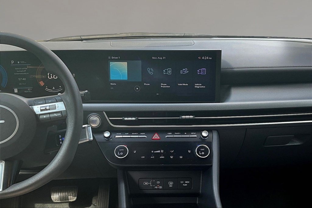 Used 2025 Hyundai Sonata SEL FWD image 9