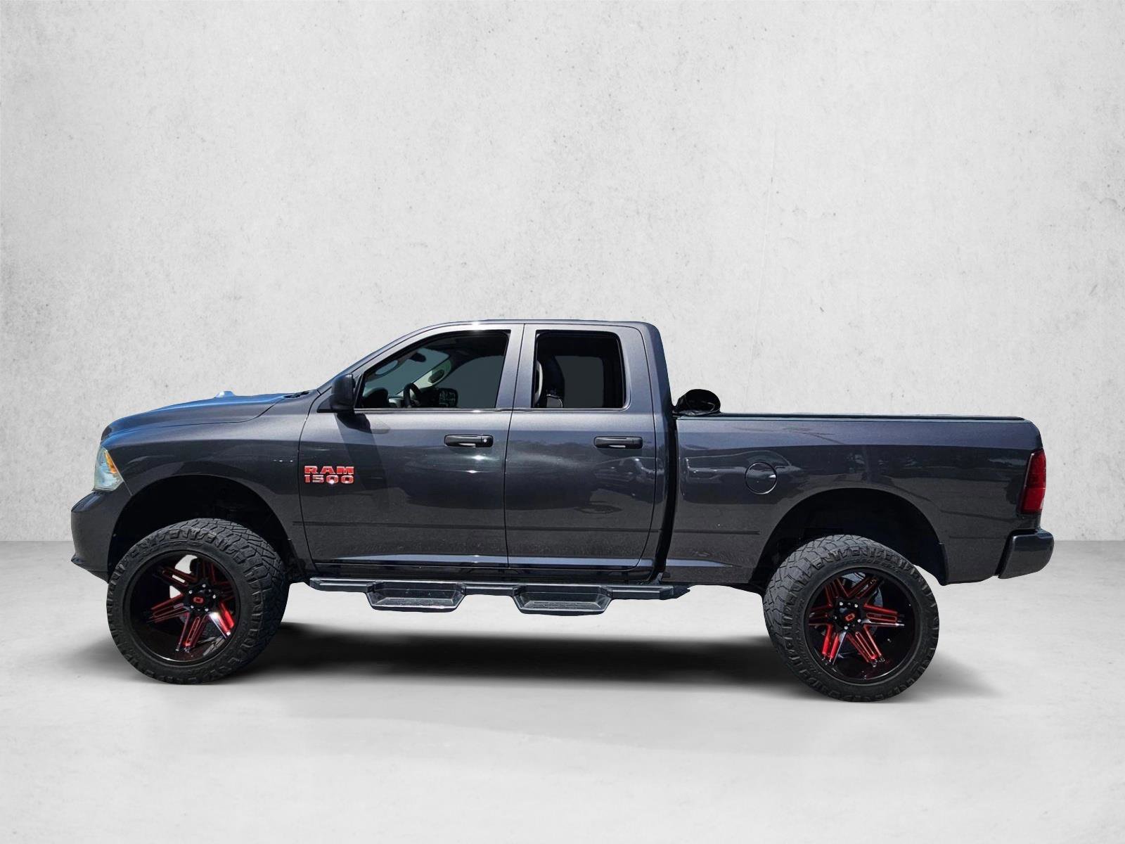 Used 2018 RAM 1500 Express AWD/4WD image 7