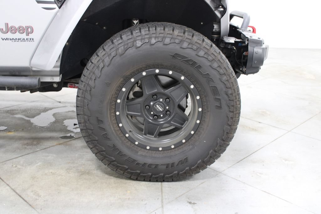Used 2018 Jeep Wrangler Unlimited Rubicon w/ Steel Bumper Group AWD/4WD image 15
