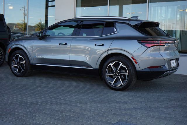 New 2025 Chevrolet Equinox EV LT image 6