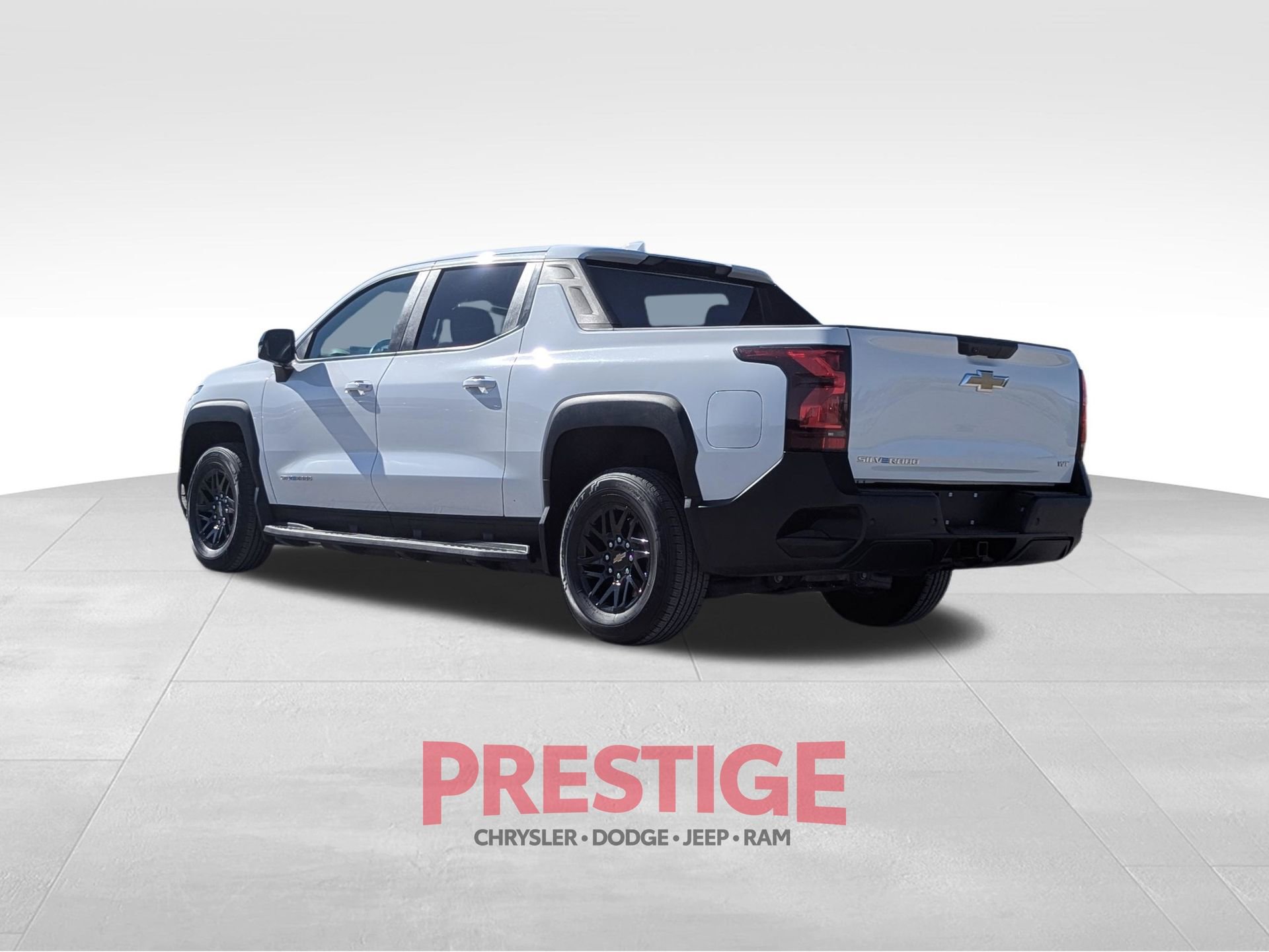 Used 2024 Chevrolet Silverado EV W/T AWD/4WD image 10