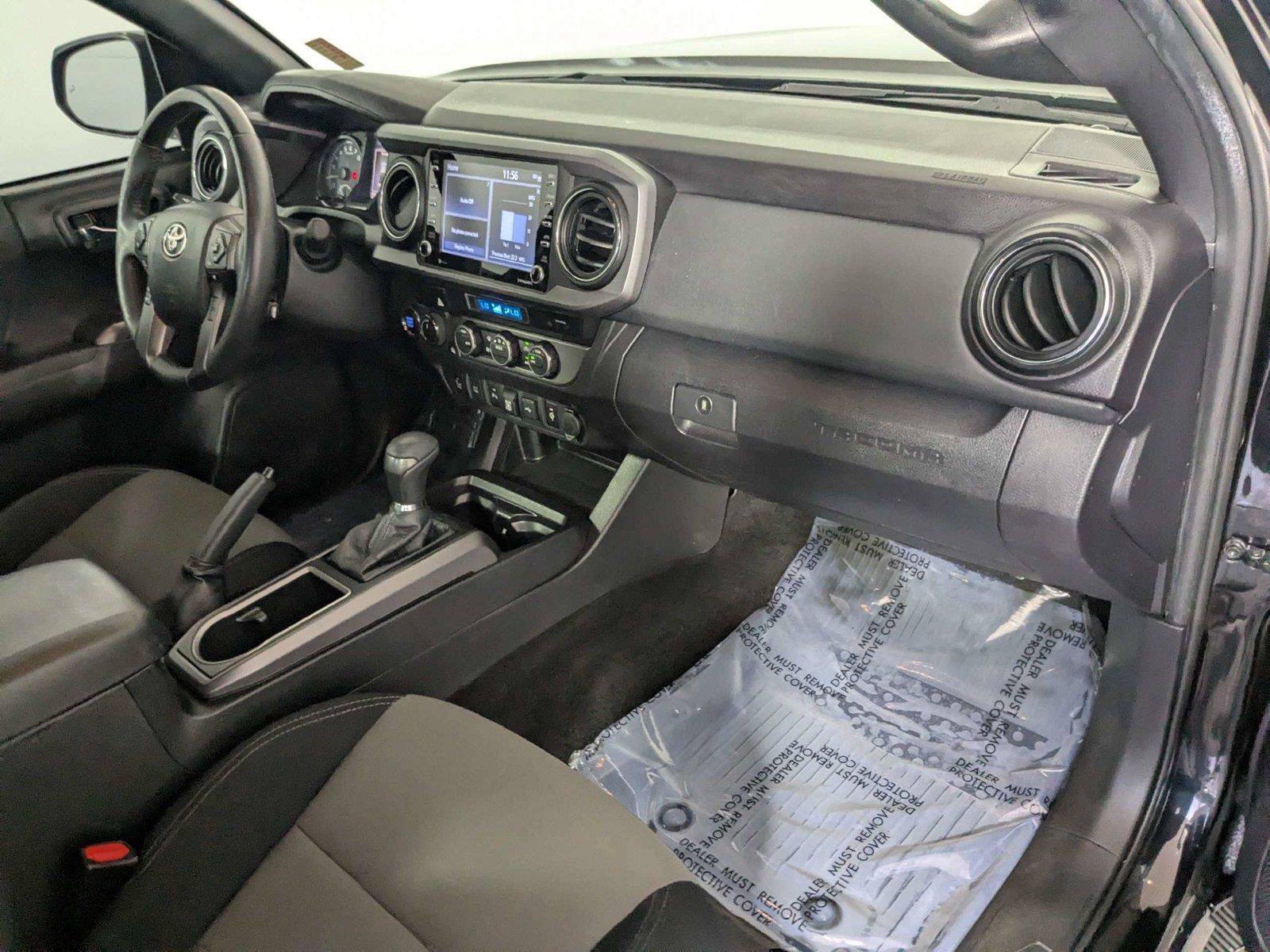 Used 2021 Toyota Tacoma TRD Off-Road w/ Technology Package AWD/4WD image 31