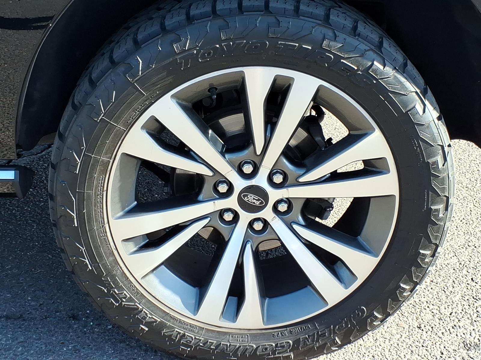 Used 2020 Ford Expedition Platinum AWD/4WD image 9