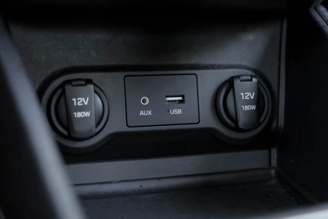 Used 2020 Hyundai Accent SE image 30