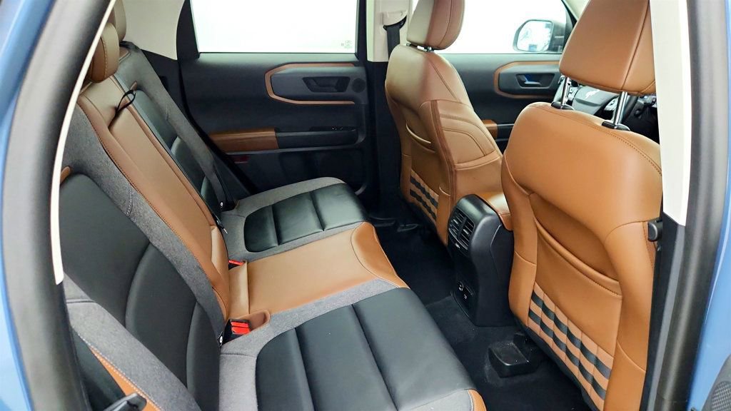 Used 2024 Ford Bronco Sport Outer Banks w/ Tech Package AWD/4WD image 23