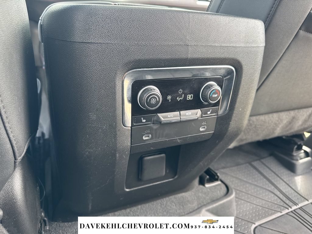 Used 2022 Chevrolet Suburban RST w/ Luxury Package AWD/4WD image 29