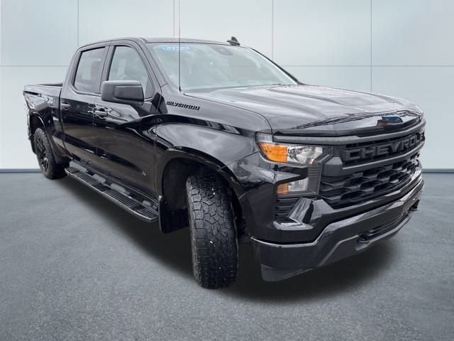 Used 2023 Chevrolet Silverado 1500 Custom image 5