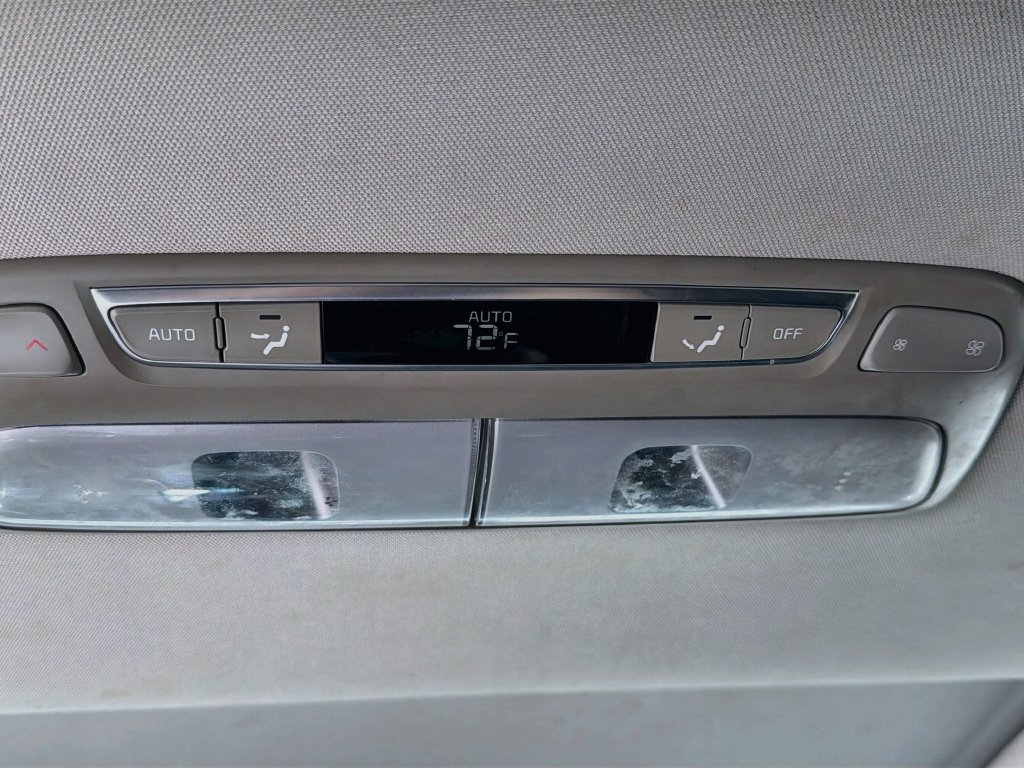 Used 2024 Kia Telluride SX FWD image 21