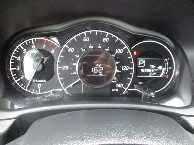 Used 2015 Nissan Versa Note SV FWD image 13