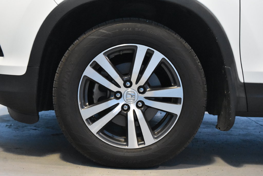 Used 2018 Honda Pilot EX image 24