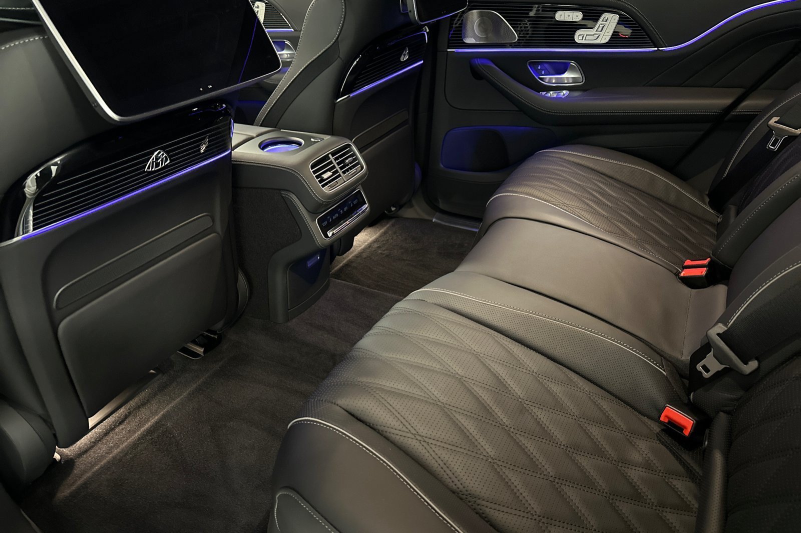 New 2026 Mercedes-Benz Maybach GLS 600 4MATIC image 11