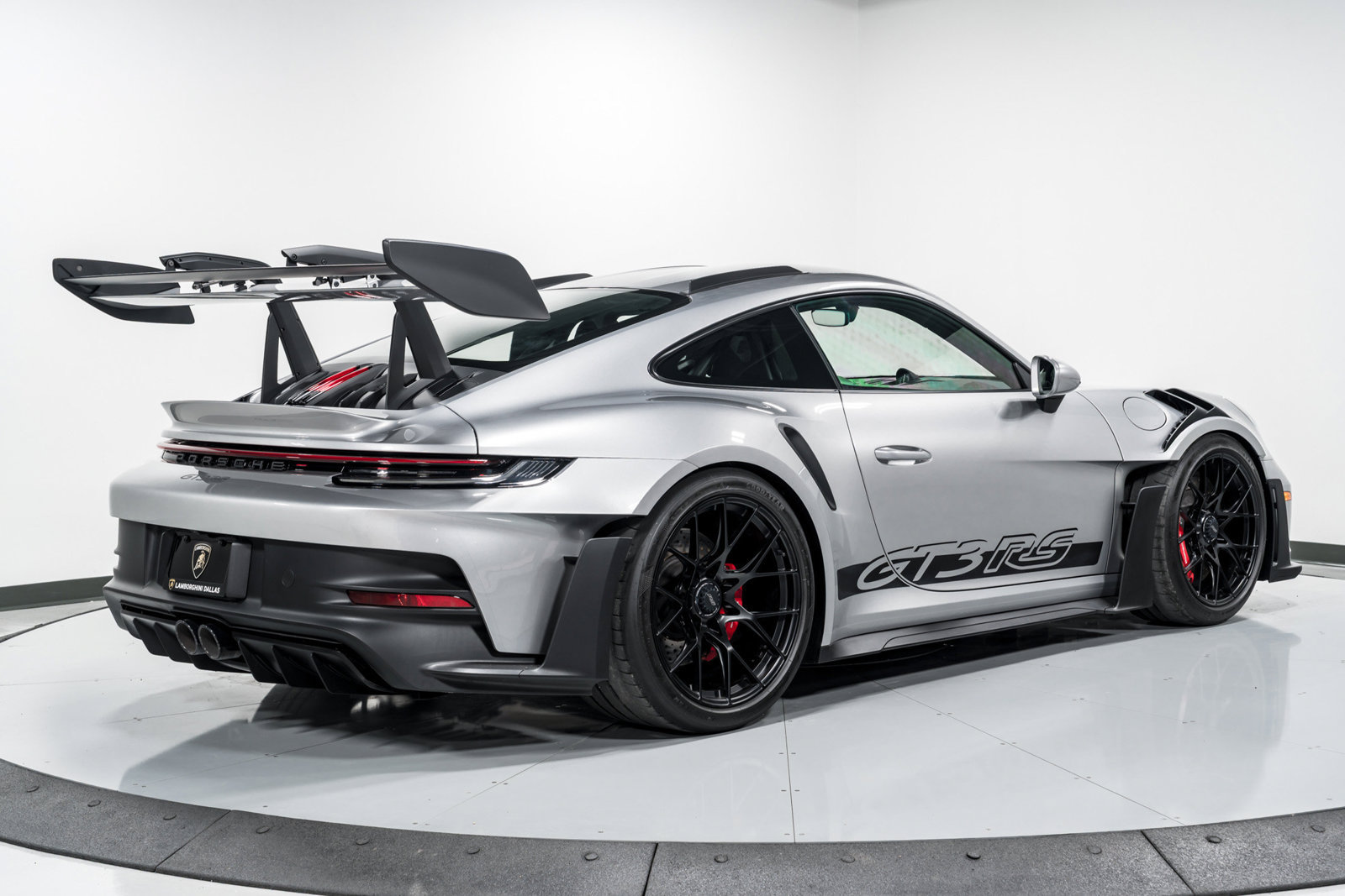 Used 2025 Porsche 911 GT3 RS RWD image 3