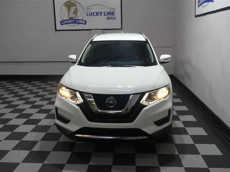 Used 2019 Nissan Rogue SV image 3