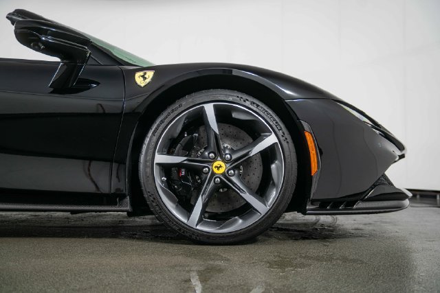 Used 2024 Ferrari SF90 Spider AWD/4WD image 11