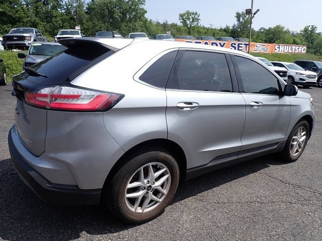 Used 2023 Ford Edge SEL w/ Convenience Package AWD/4WD image 6