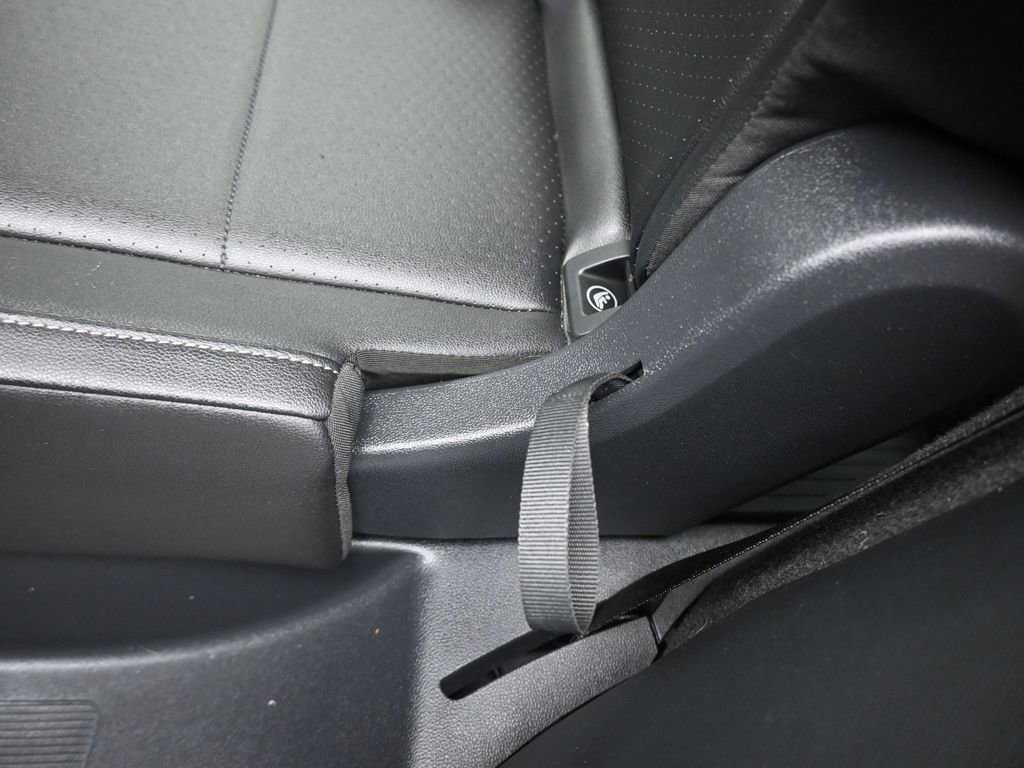 Used 2019 Volkswagen Tiguan SE AWD/4WD image 33