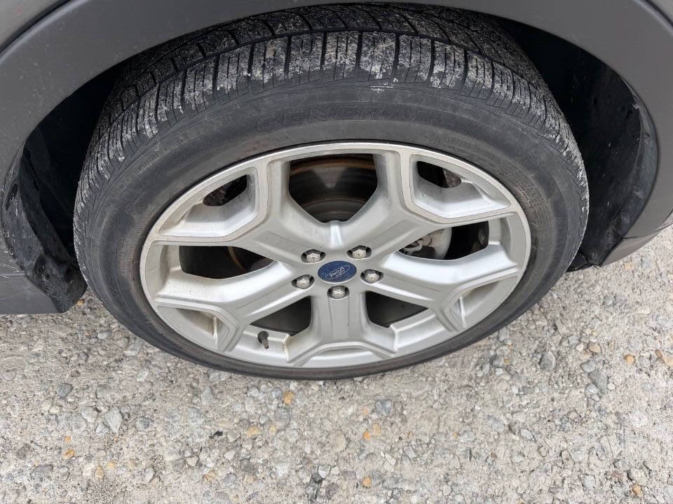 Used 2017 Ford Escape Titanium AWD/4WD image 12