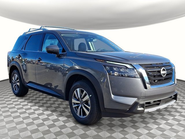 New 2025 Nissan Pathfinder SL image 4