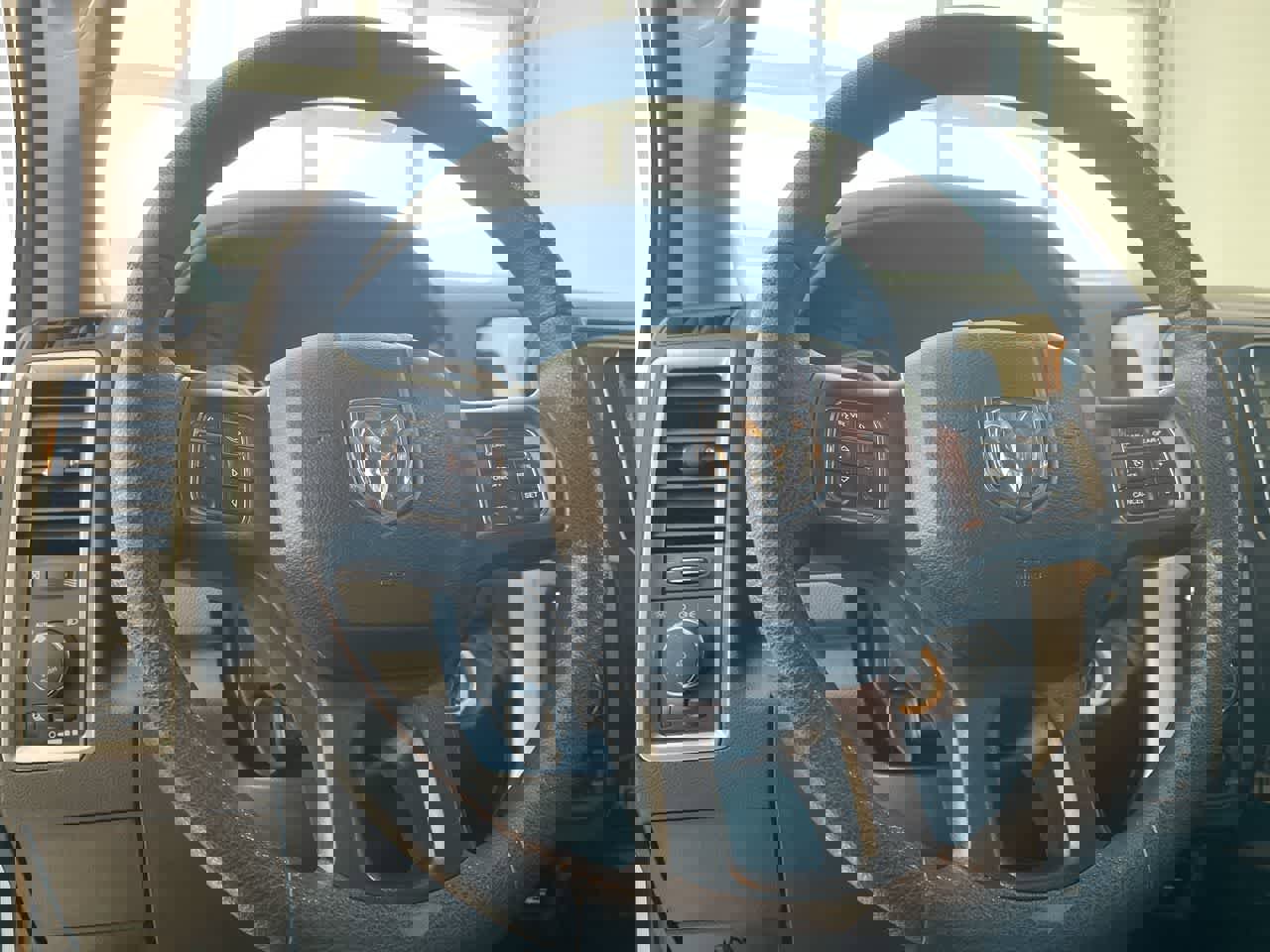 Used 2018 RAM 1500 Outdoorsman image 14