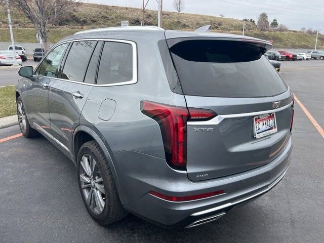 Used 2020 Cadillac XT6 Premium Luxury AWD/4WD image 2