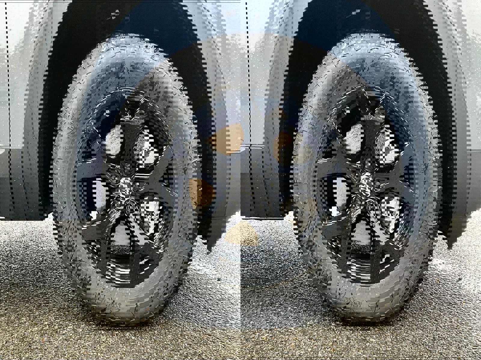 New 2026 Volkswagen Atlas Peak Edition image 8