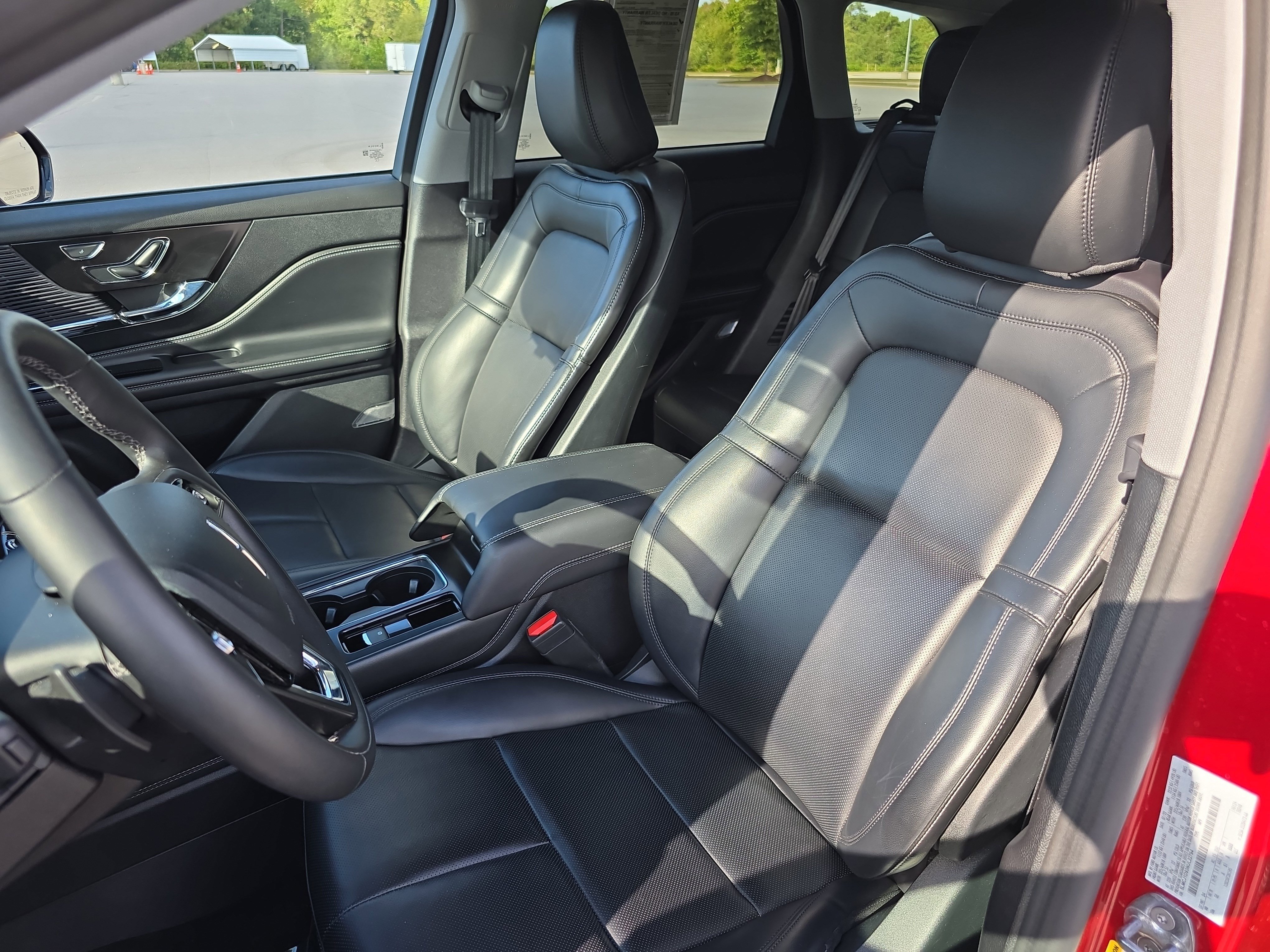 Certified 2022 Lincoln Corsair AWD w/ Equipment Group 101A image 14