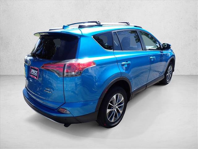 Certified 2017 Toyota RAV4 XLE w/ Convenience Package AWD/4WD image 4
