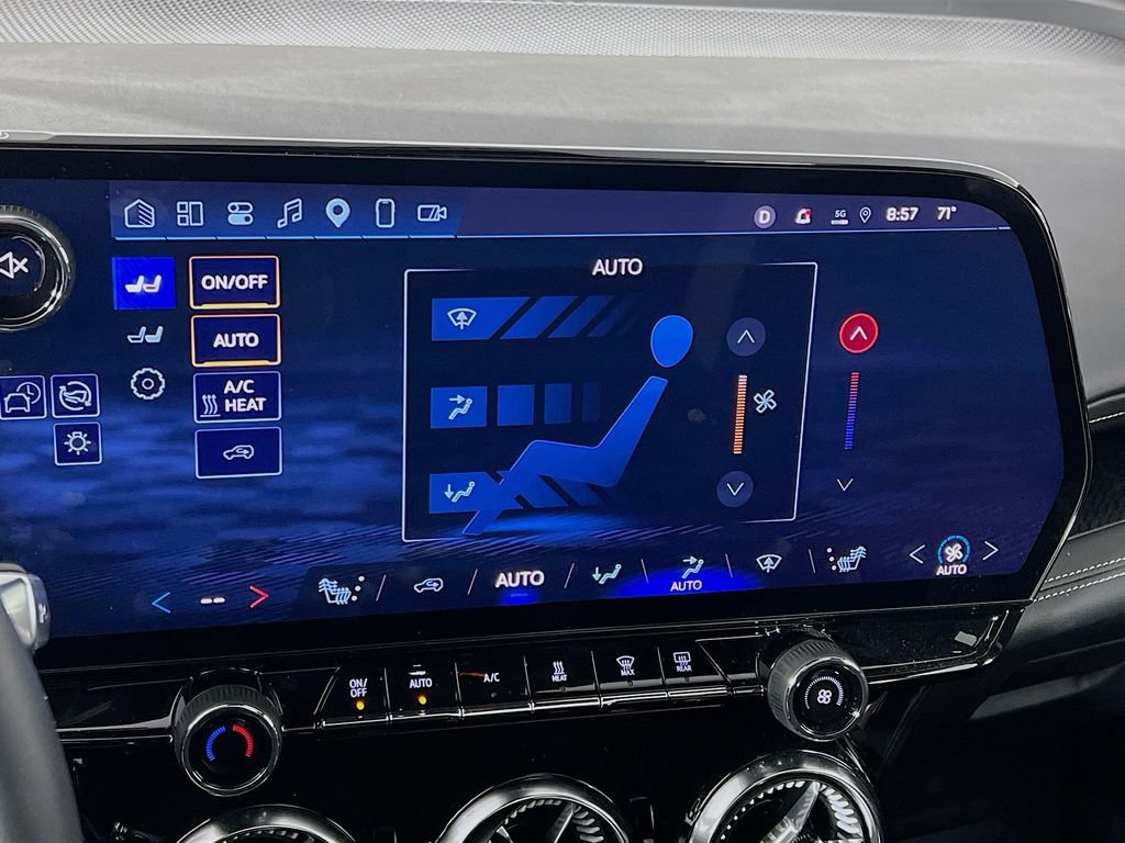 New 2026 Chevrolet Blazer EV LT AWD/4WD image 16