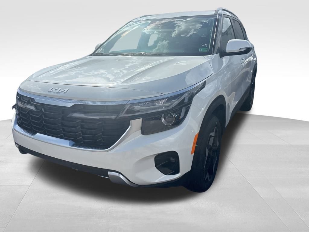 Used 2024 Kia Seltos SX image 9