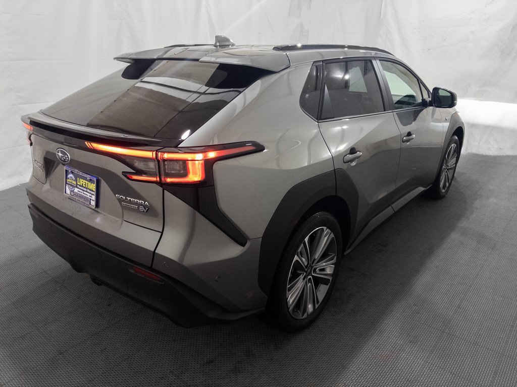 Used 2024 Subaru Solterra Limited image 9