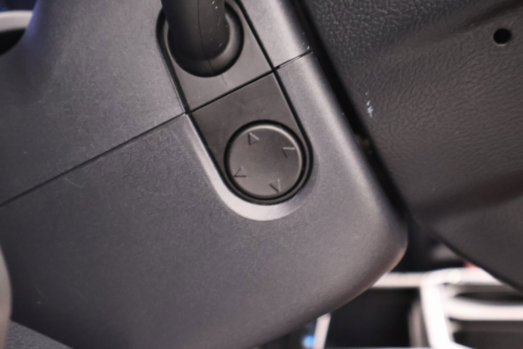 Used 2022 Ford F450 Platinum w/ FX4 Off-Road Package image 27