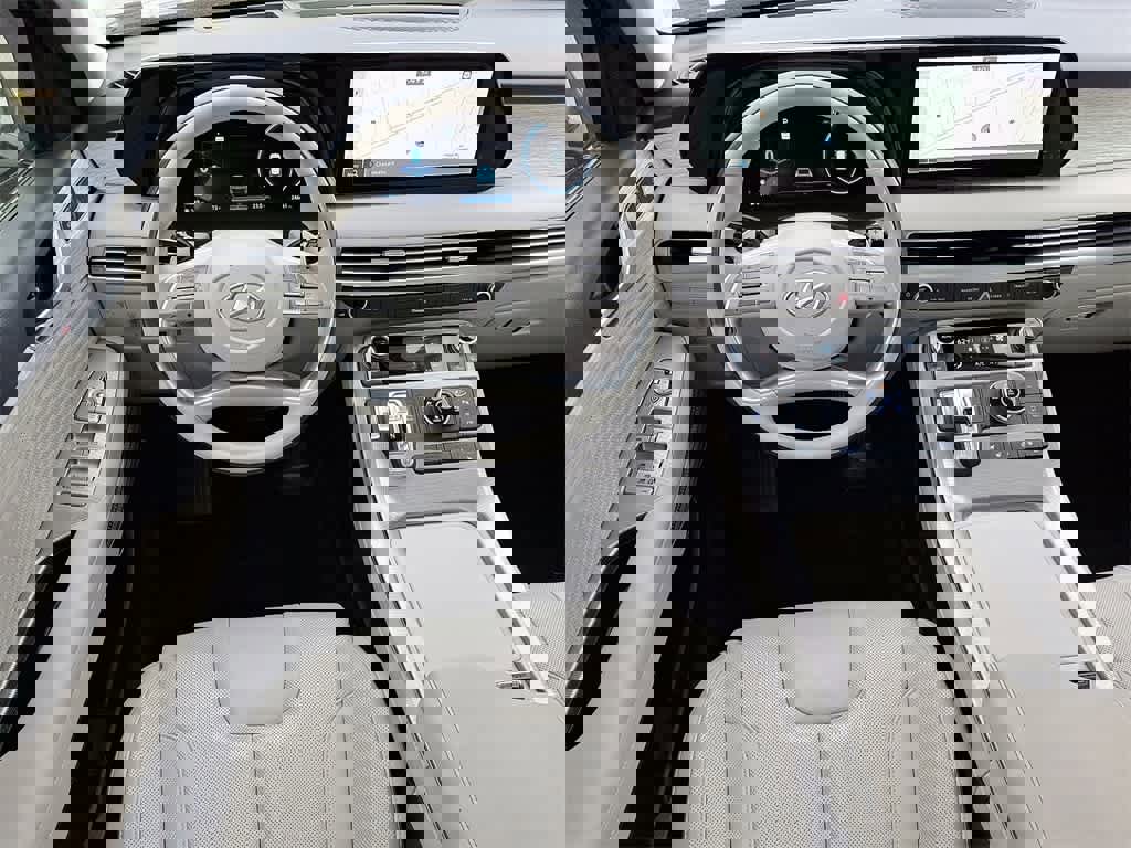 Used 2023 Hyundai Palisade Calligraphy image 11