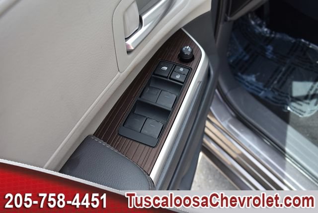 Used 2023 Toyota Sienna XLE FWD image 19