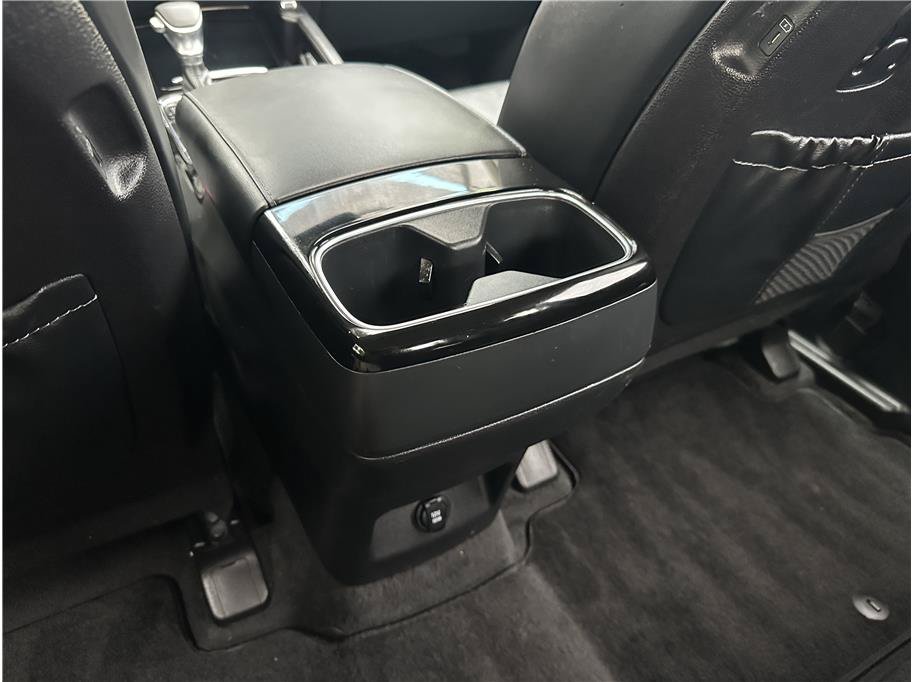 Used 2025 Kia Telluride S AWD/4WD image 17