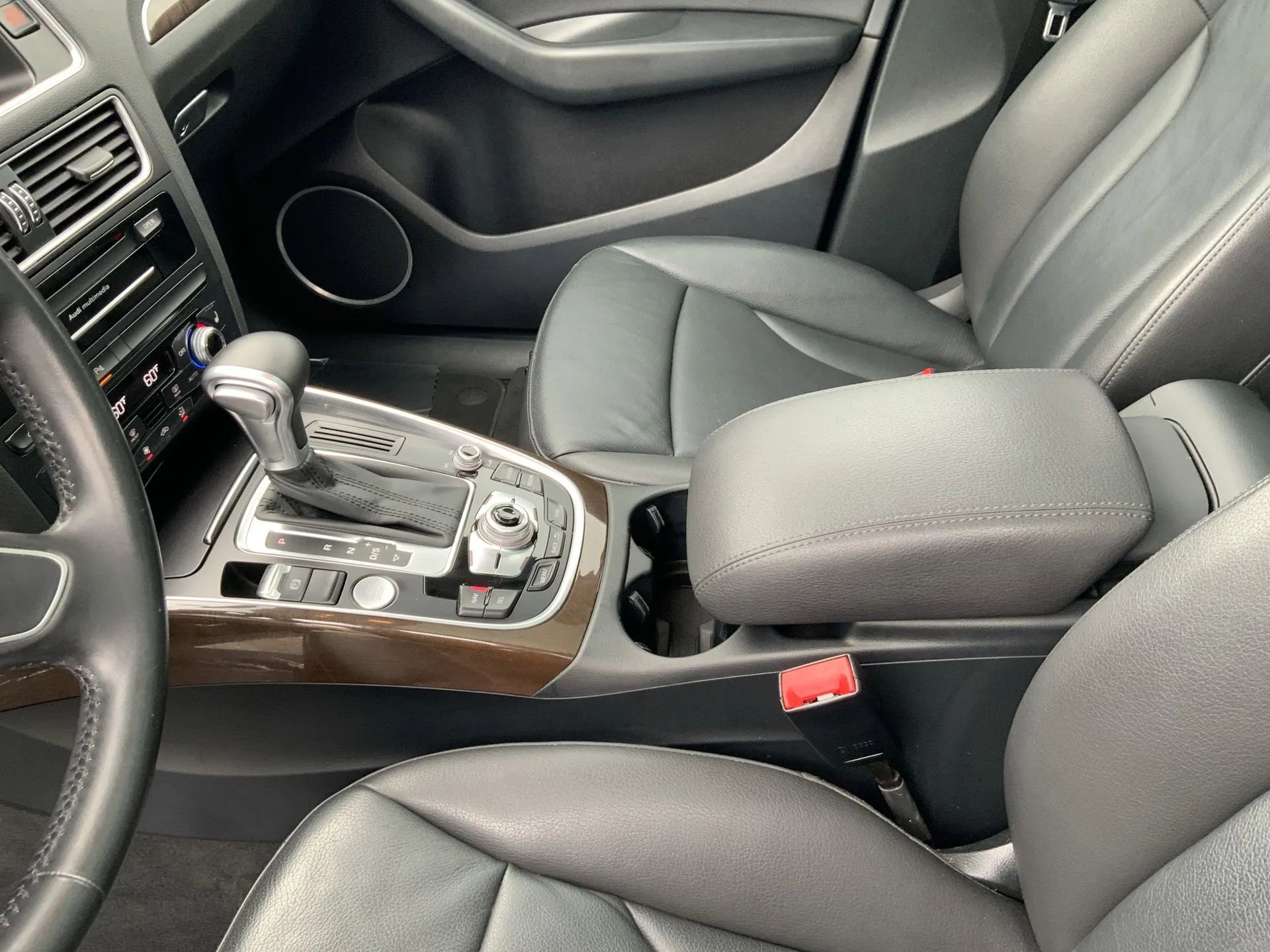 Used 2016 Audi Q5 2.0T Premium Plus w/ Technology Package image 23