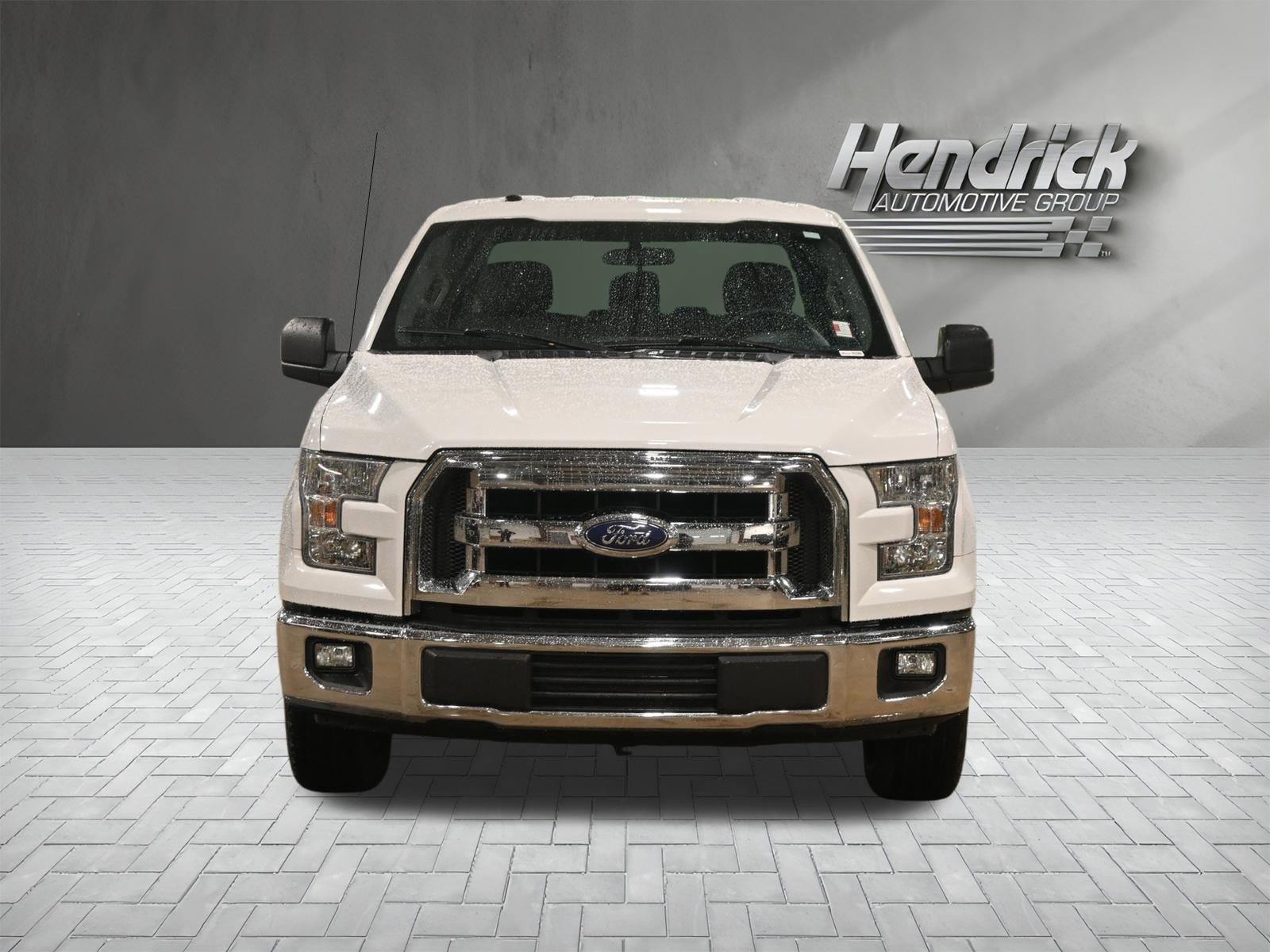 Used 2017 Ford F150 XLT RWD image 3