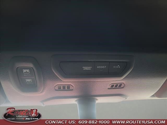 Used 2022 Jeep Wrangler Unlimited Sahara AWD/4WD image 36