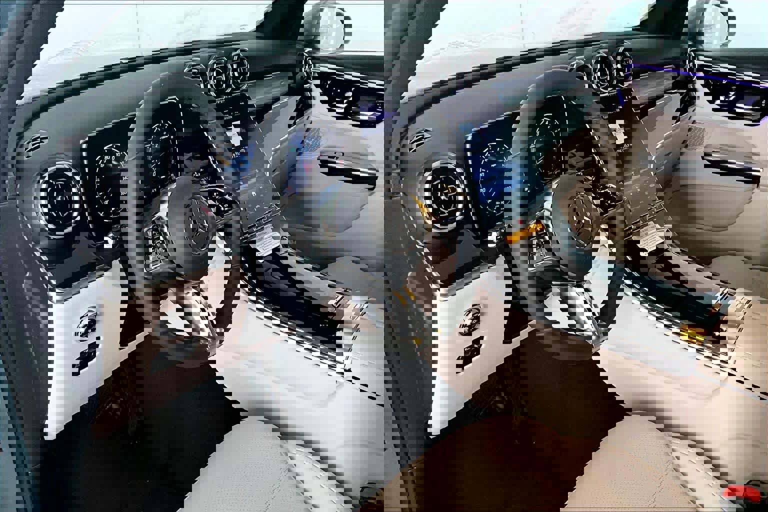 New 2026 Mercedes-Benz GLC 300 GLC 300 image 10