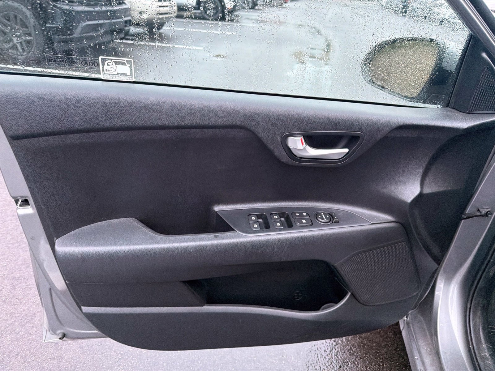 Certified 2021 Kia Rio S FWD image 12